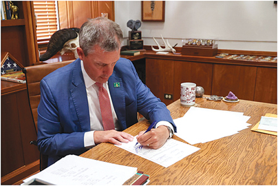 Armstrong Signs Bill Banning Synthetic Kratom, Restricting Natural Kratom